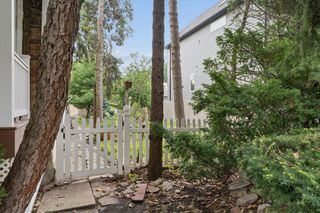 3923 N Troy Street, Chicago, IL 60618