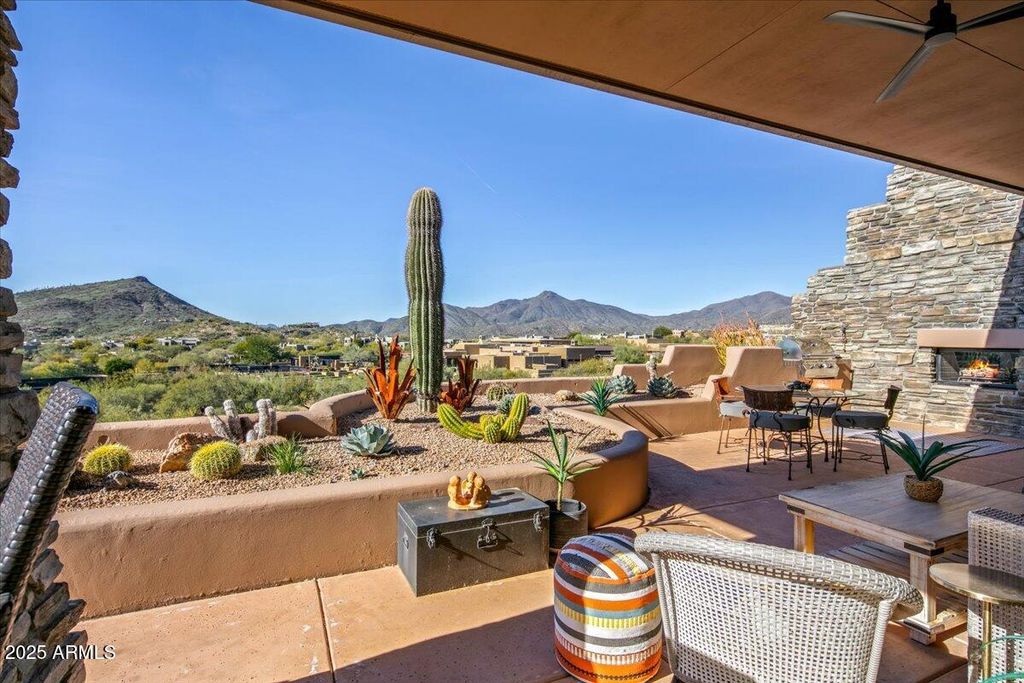 10160 E OLD TRAIL Road, Scottsdale, AZ 85262 — photo 2