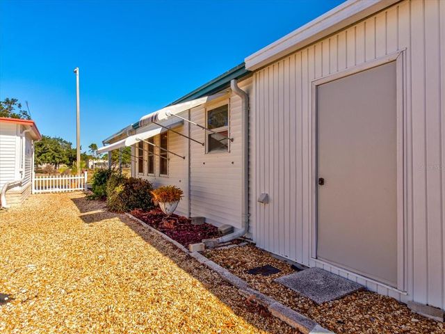 3352 KAUNA POINT DRIVE, Holiday, FL 34691