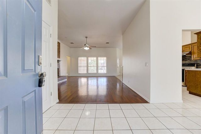 13804 Oakmond Road, Edmond, OK 73013