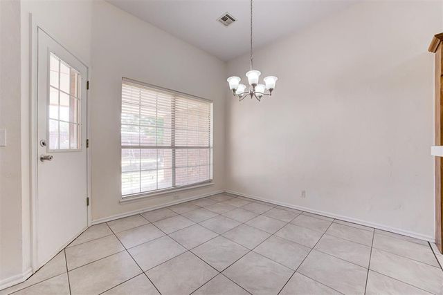 13804 Oakmond Road, Edmond, OK 73013