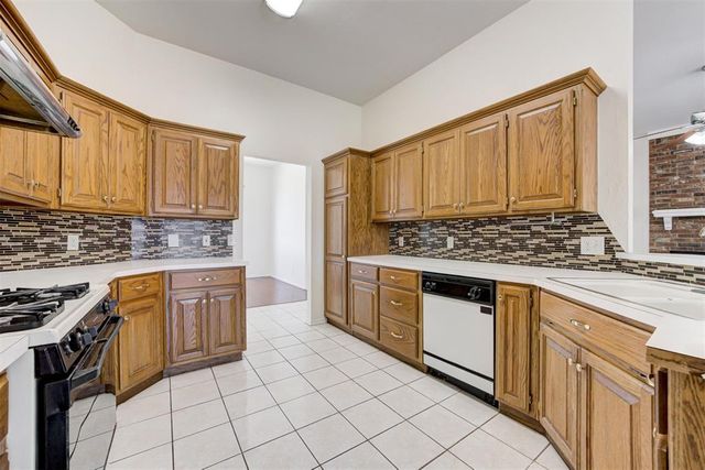 13804 Oakmond Road, Edmond, OK 73013