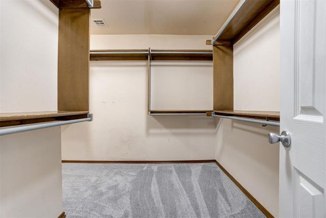 13804 Oakmond Road, Edmond, OK 73013