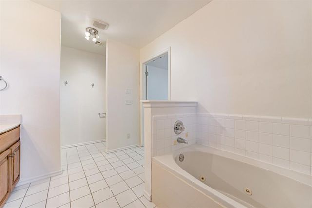 13804 Oakmond Road, Edmond, OK 73013