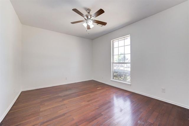 13804 Oakmond Road, Edmond, OK 73013