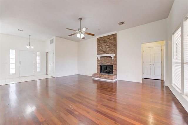 13804 Oakmond Road, Edmond, OK 73013