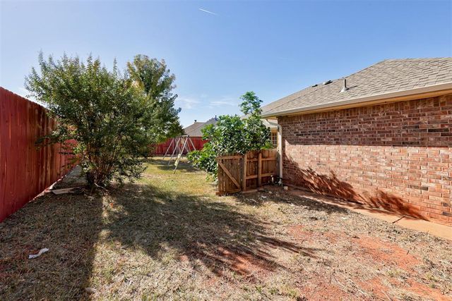13804 Oakmond Road, Edmond, OK 73013