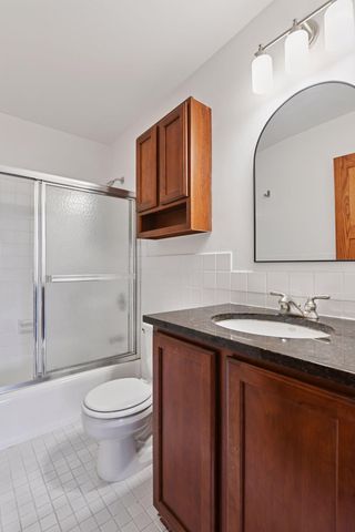 821 Douglas Avenue 304, Minneapolis, MN 55403