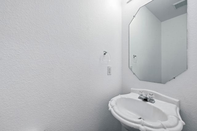 1610 Rossport BND, Leander, TX 78641