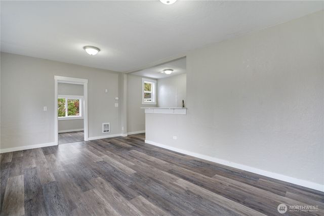 325 N Cambrian, Bremerton, WA 98312