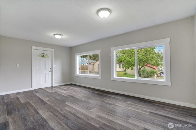 325 N Cambrian, Bremerton, WA 98312