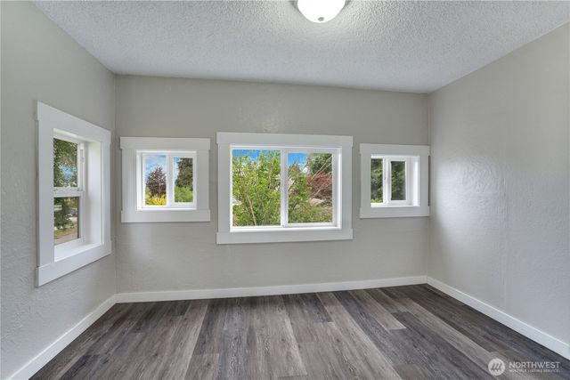 325 N Cambrian, Bremerton, WA 98312