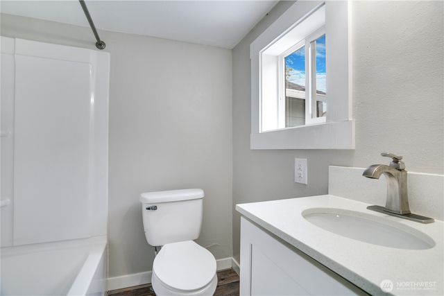 325 N Cambrian, Bremerton, WA 98312