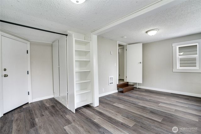 325 N Cambrian, Bremerton, WA 98312
