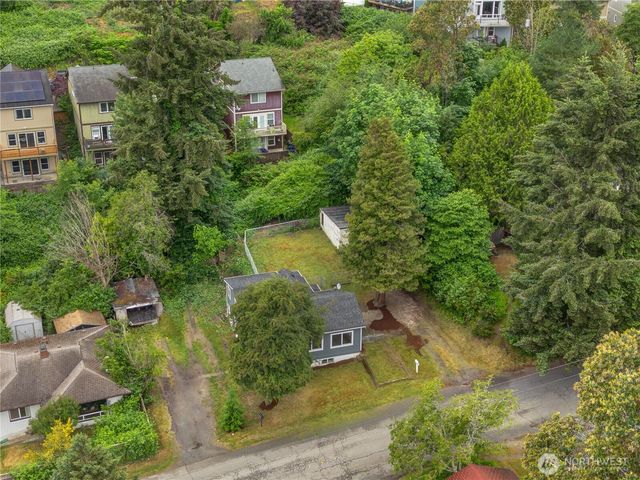 325 N Cambrian, Bremerton, WA 98312
