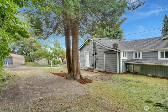 325 N Cambrian, Bremerton, WA 98312