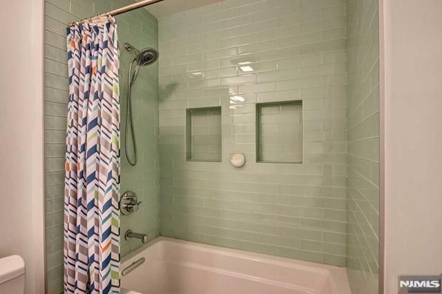 24 Ave At Port Imperial 404, West New York, NJ 07093