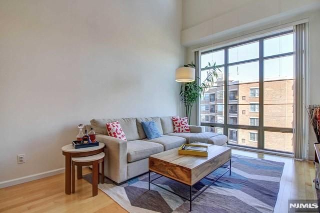 24 Ave At Port Imperial 404, West New York, NJ 07093