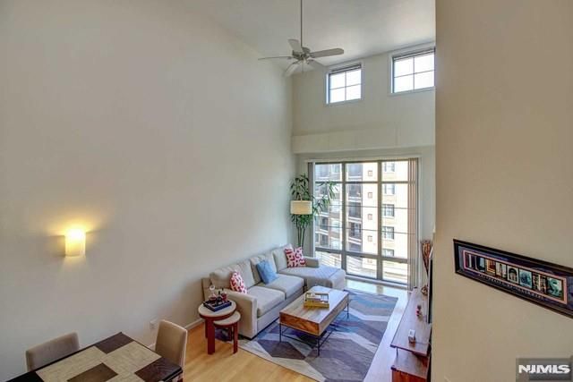 24 Ave At Port Imperial 404, West New York, NJ 07093