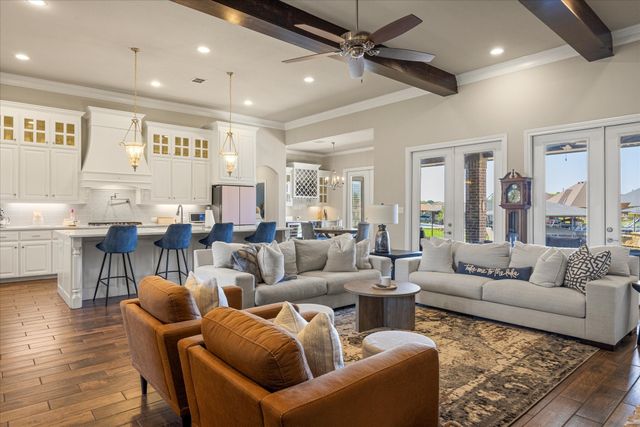 1112 Sunset Bay Drive, Granbury, TX 76048