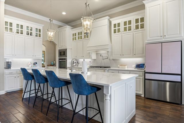 1112 Sunset Bay Drive, Granbury, TX 76048