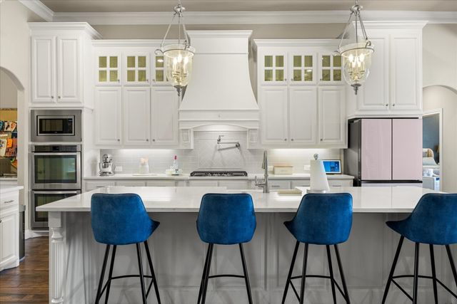 1112 Sunset Bay Drive, Granbury, TX 76048