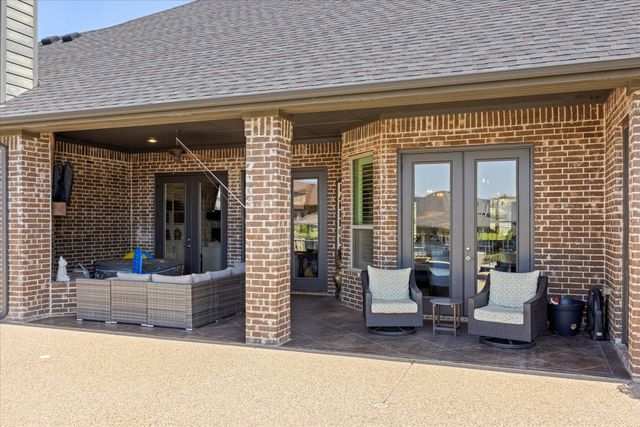 1112 Sunset Bay Drive, Granbury, TX 76048