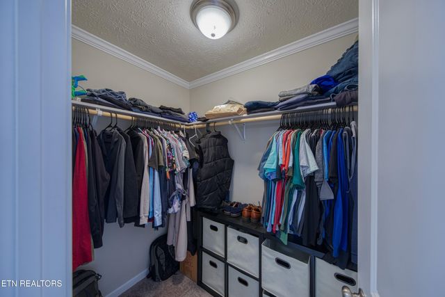 340 Blacksferry Rd, Knoxville, TN 37931