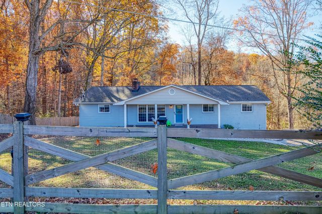 340 Blacksferry Rd, Knoxville, TN 37931