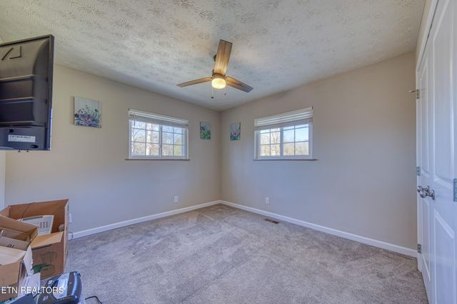 340 Blacksferry Rd, Knoxville, TN 37931