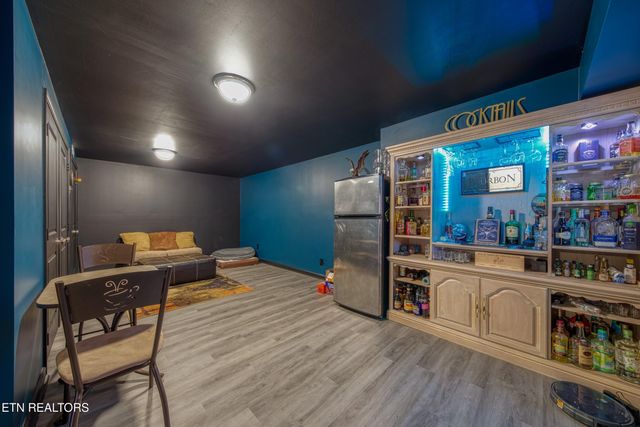 340 Blacksferry Rd, Knoxville, TN 37931