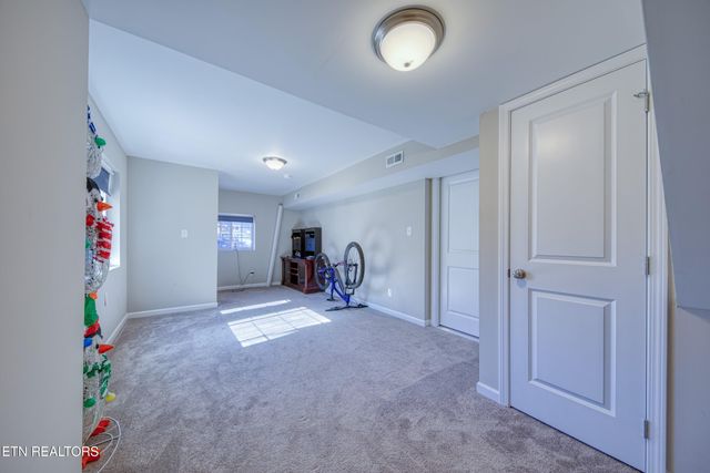 340 Blacksferry Rd, Knoxville, TN 37931