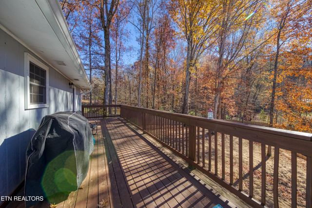 340 Blacksferry Rd, Knoxville, TN 37931