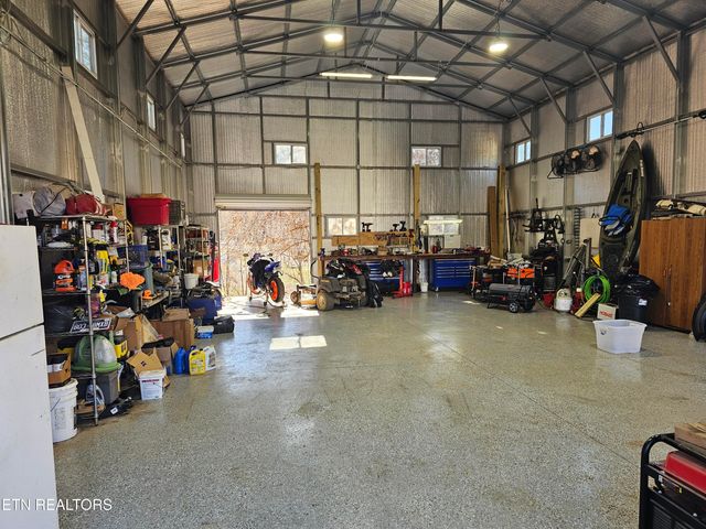 340 Blacksferry Rd, Knoxville, TN 37931