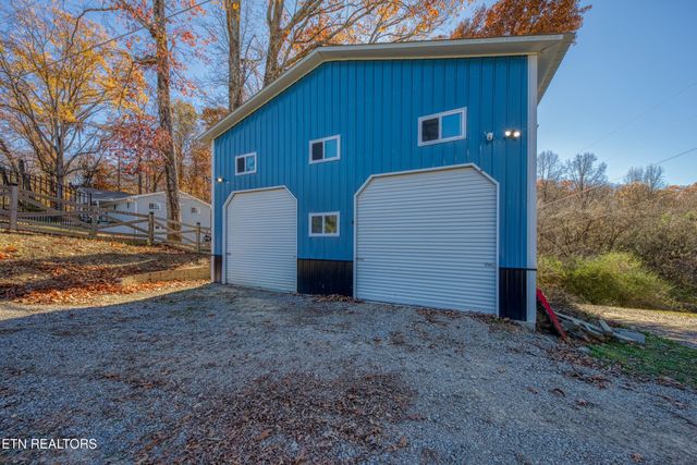 340 Blacksferry Rd, Knoxville, TN 37931