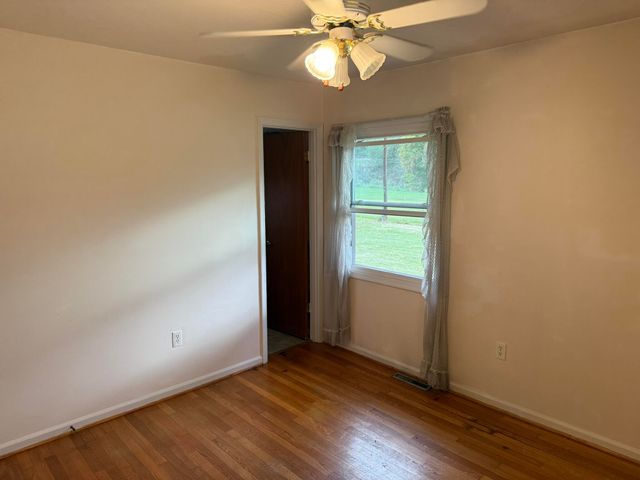 509 Brentwood DR, Covington, VA 24426