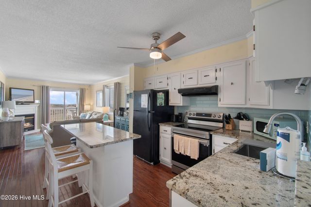 1068 Ocean Boulevard W 6d, Supply, NC 28462