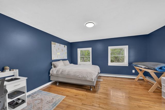 24 Mayflower Drive, Plymouth, MA 02360