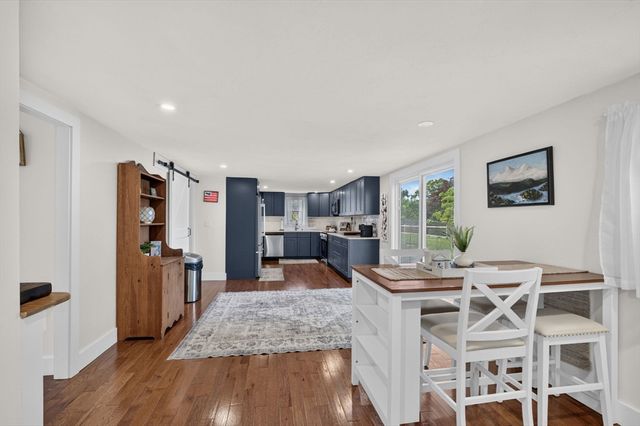 24 Mayflower Drive, Plymouth, MA 02360
