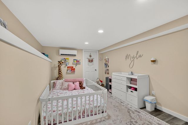 24 Mayflower Drive, Plymouth, MA 02360
