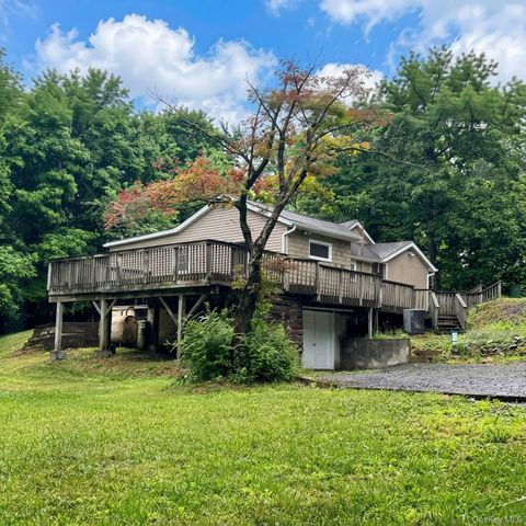76 Arcadian Trail, Monroe, NY 10950