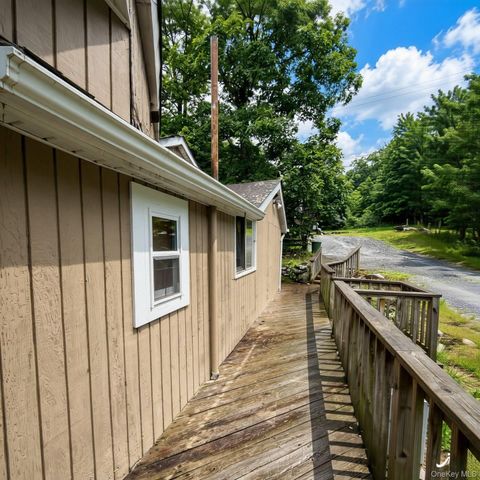 76 Arcadian Trail, Monroe, NY 10950
