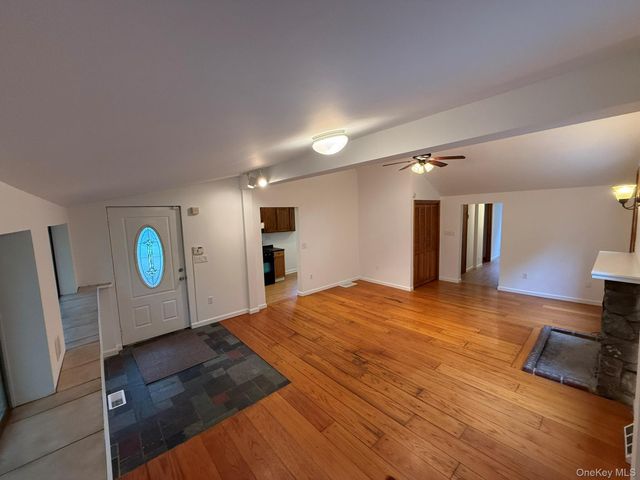 76 Arcadian Trail, Monroe, NY 10950