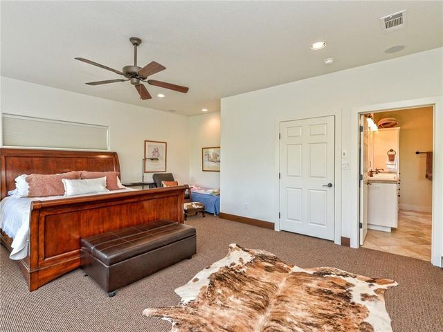 115 Hill LOOP, Spicewood, TX 78669