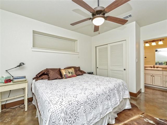 115 Hill LOOP, Spicewood, TX 78669