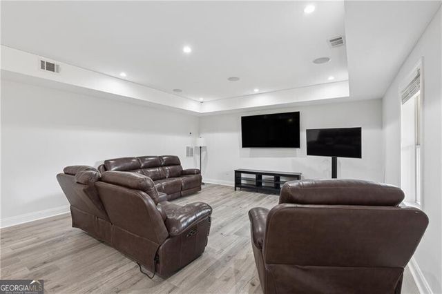 561 Avondale Hills Drive, Decatur, GA 30032