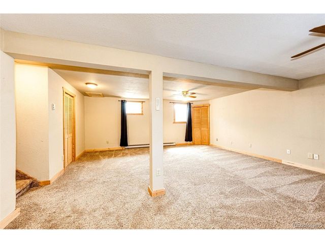 55004 E Bison Dr, Strasburg, CO 80136