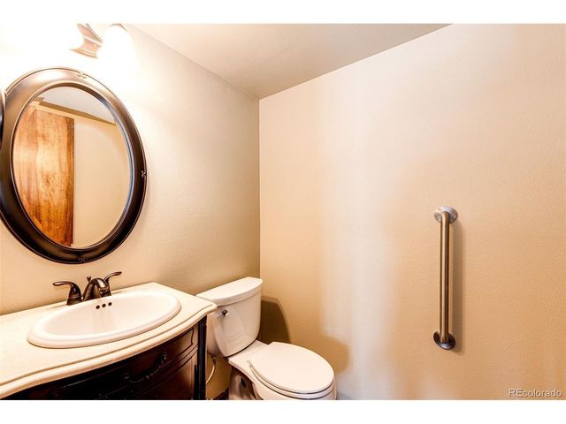 55004 E Bison Dr, Strasburg, CO 80136