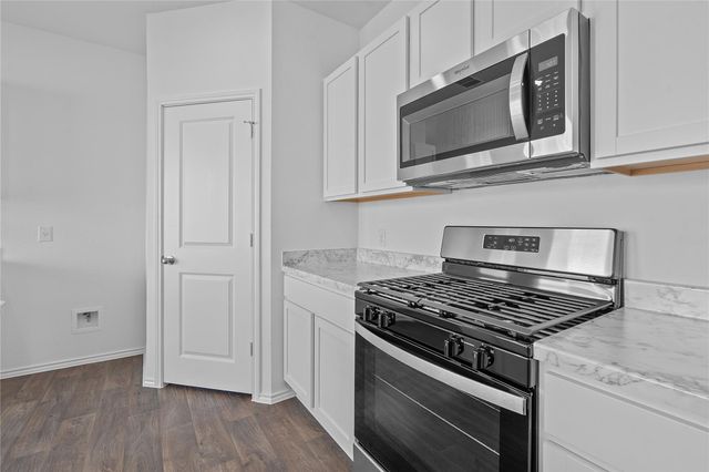 313 Puerto Plata Ave, Bastrop, TX 78602