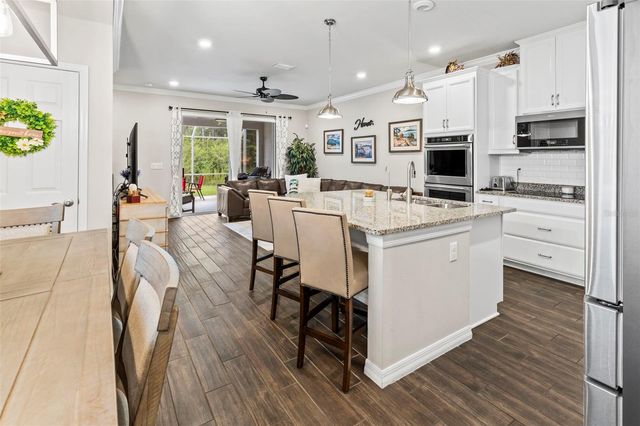 2872 GRAND KEMERTON PLACE, Tampa, FL 33618